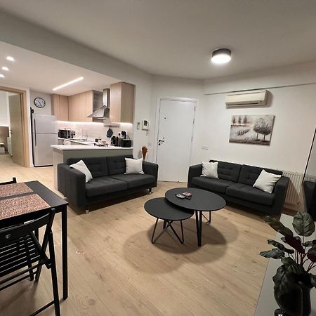 Daniela'S Modern Apartment Strovolos 외부 사진