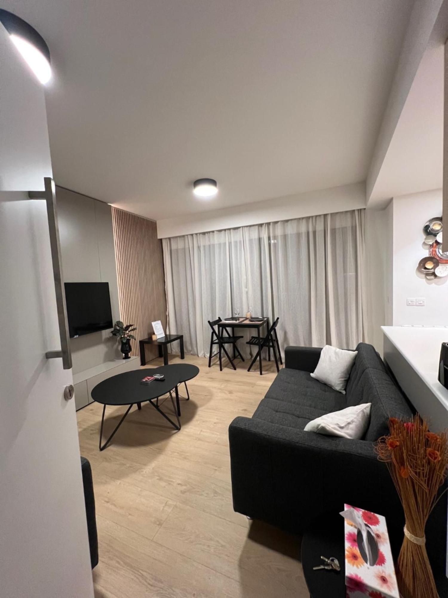 Daniela'S Modern Apartment Strovolos 외부 사진