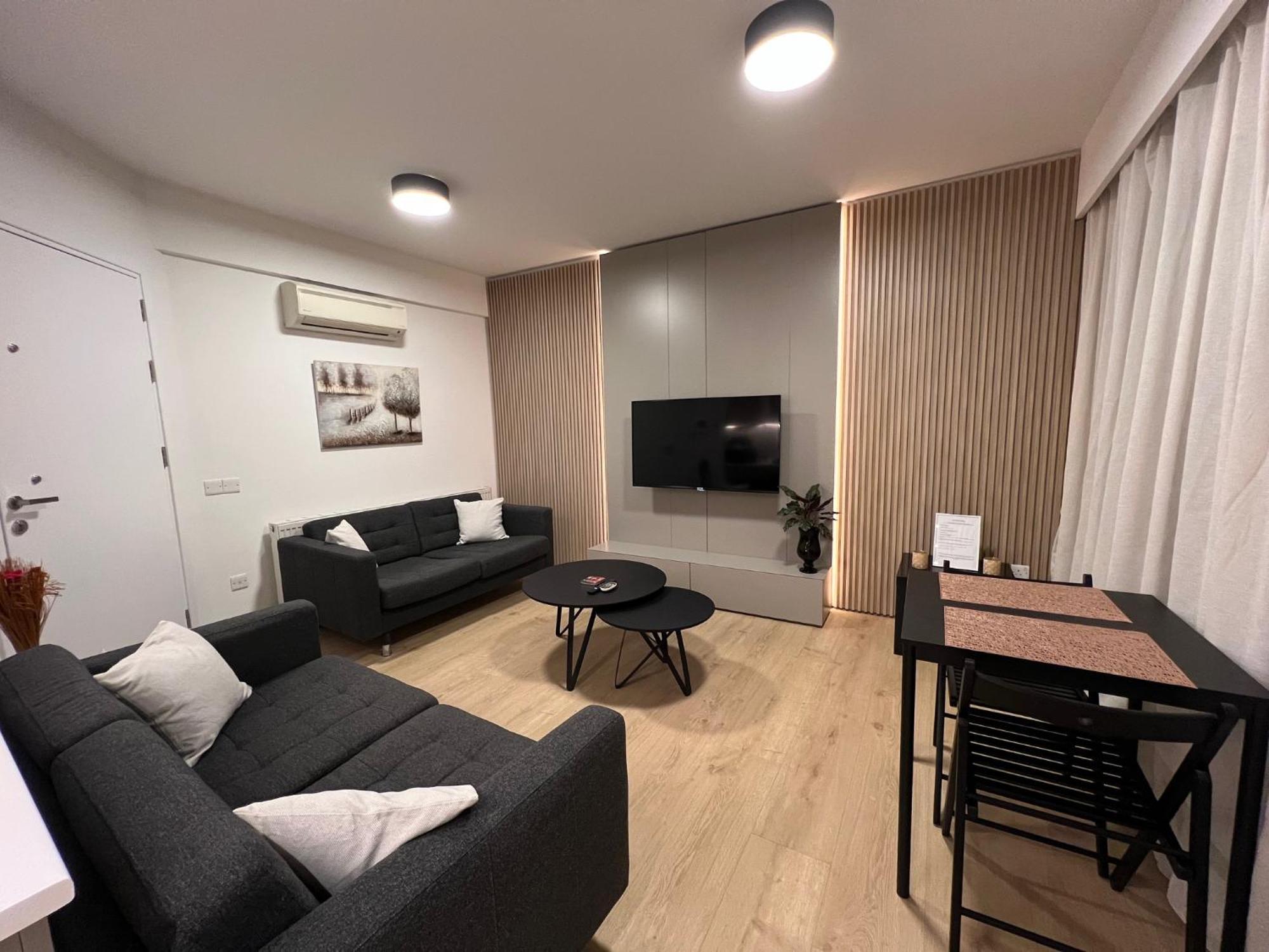 Daniela'S Modern Apartment Strovolos 외부 사진